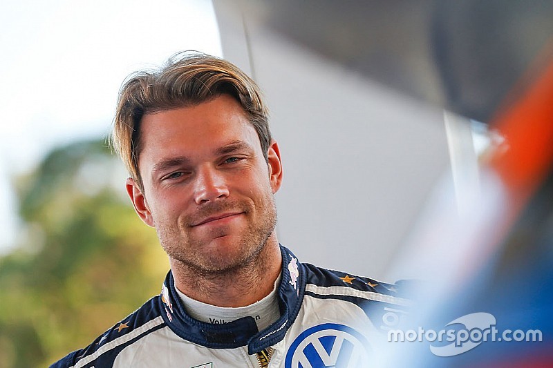 Andreas Mikkelsen fährt bei der Rallye Monte Carlo in der WRC2