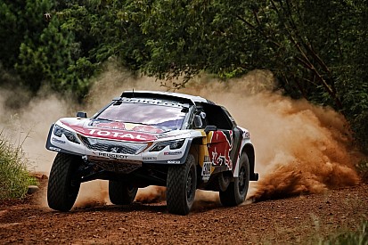 Loeb, nueve veces campeón de rallies, se quita presión para el Dakar