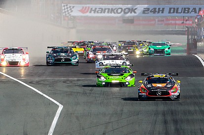 Bildergalerie: Die schönsten Fotos von den 24h Dubai 2017