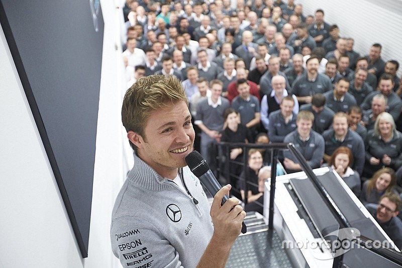 Rosberg setuju jadi duta di tim Mercedes
