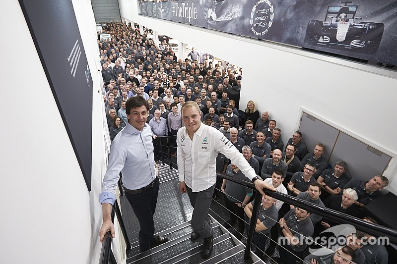 Mercedes - Bottas en 2017, des