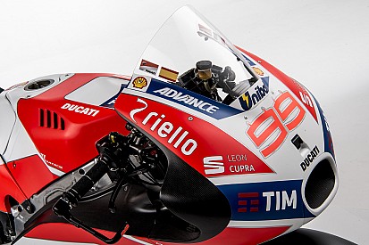 Галерея: Мотоцикли Ducati MotoGP з 2003 року