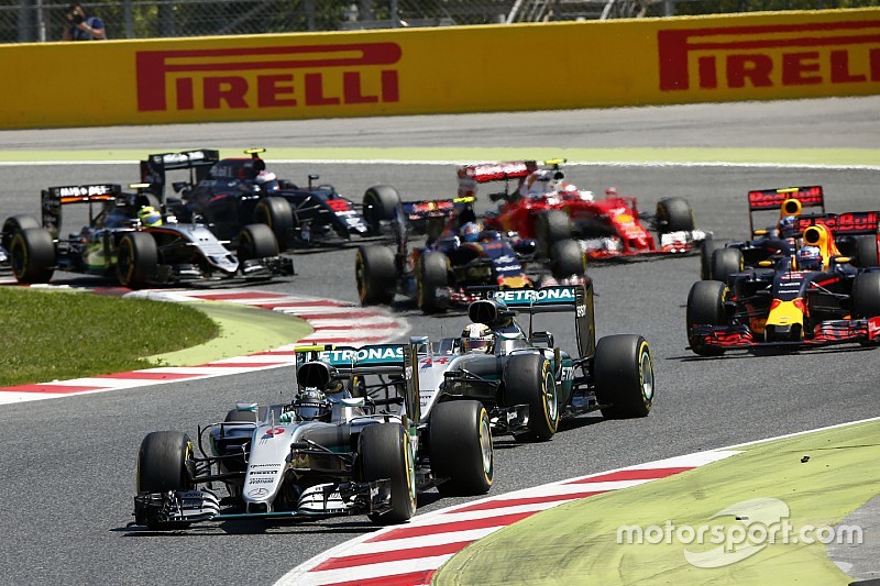 Pirelli teme que la nueva normativa lleve a carreras sin adelantamientos