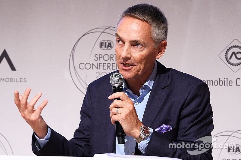 Whitmarsh sobre la salida de Ecclestone: “Es tiempo de ideas nuevas”