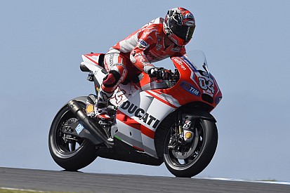 Тардоцці: Лідером команди Ducati буде Довіціозо