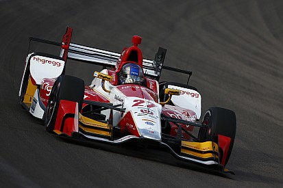 EL1 - Andretti devant, Power dans le mur