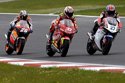 "Stoner could have won as many titles as he wanted" - Forcada