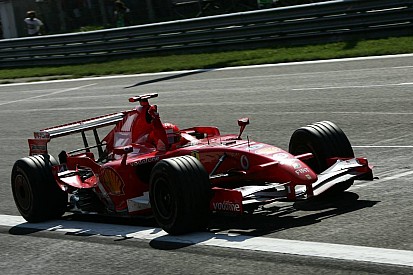 Ezen a napon: Michael Schumacher bejelenti visszavonulását