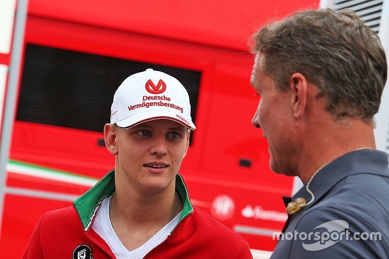 Jochen Mass: Das macht Mick Schumacher besser als Max Verstappen