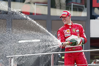 Schumacher, Ferrari'nin en büyük pilotu seçildi