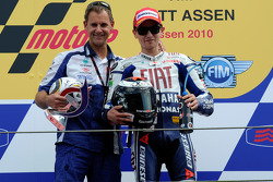 Podio: il vincitore Jorge Lorenzo, Fiat Yamaha Team con Wilco Zeelenberg