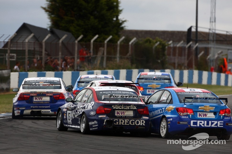 Tom Coronel, BMW 320 TC, ROAL Motorsport and Alain Menu, Chevrolet Cruze 1.6T, Chevrolet