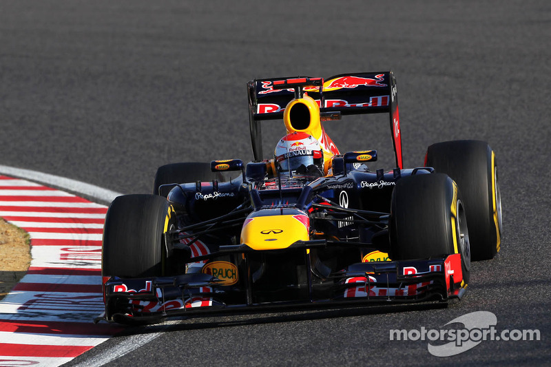 2012 - Suzuka: Sebastian Vettel, Red Bull-Renault RB8
