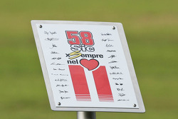 Eerbetoon aan Marco Simoncelli