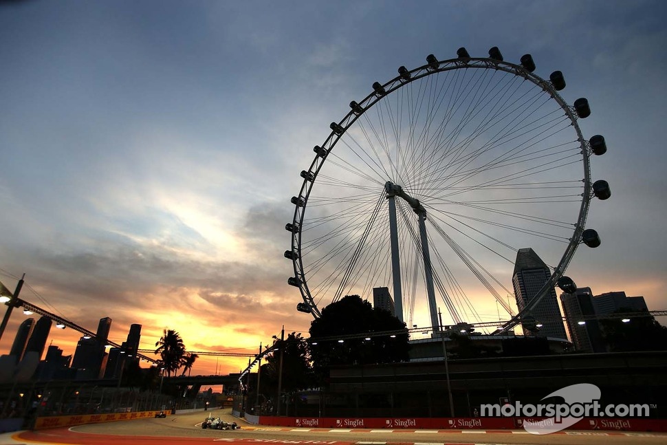 Lewis Hamilton, Mercedes Grand Prix 21