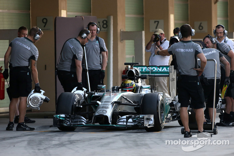 Листопад 2014 – Паскаль Верляйн, Mercedes AMG F1 05