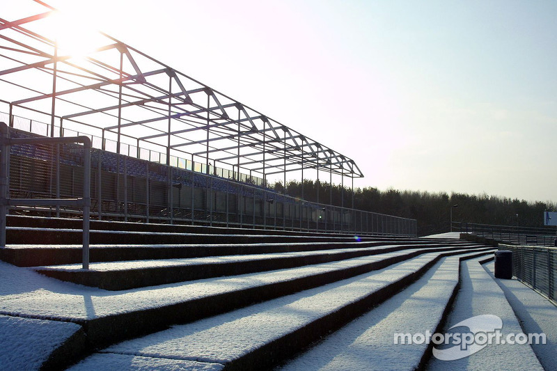 Neve em Silverstone