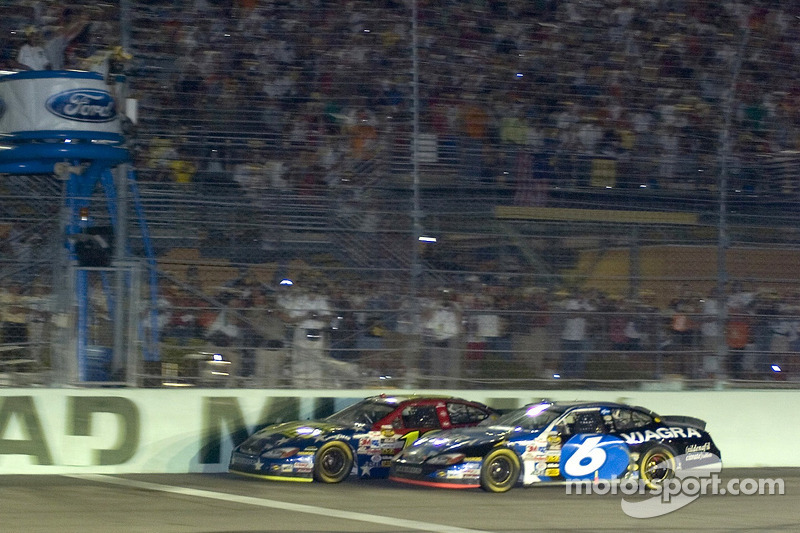 Homestead 2005: Greg Biffle gewinnt vor Mark Martin