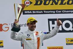第二轮第二名Andy Priaulx