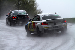 #700 BMW M235i Racing