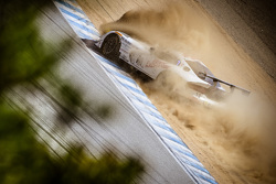 #33 Riley Motorsports SRT Viper GT3-R: Ben Keating, Jeroen Bleekemolen crasht