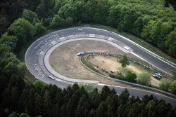 Nick Heidfeld, BMW Sauber F1 Team, befährt die legendäre Nordschleife mit dem BMW Sauber F1