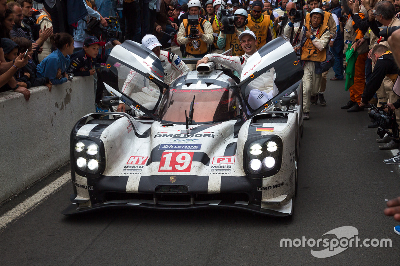 2015 Le Mans winner #19 Porsche Team Porsche 919 Hybrid: Nico Hulkenberg, Nick Tandy, Earl Bamber