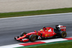 Esteban Gutierrez, Ferrari SF15-T