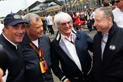 Nigel Mansell, con Sir Martin Sorrell, WPP CEO; Bernie Ecclestone y Jean Todt