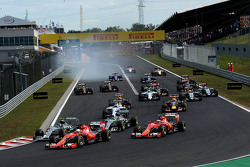 Partenza: Sebastian Vettel, Ferrari al comando