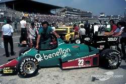 Benetton Alfa Romeo 184T