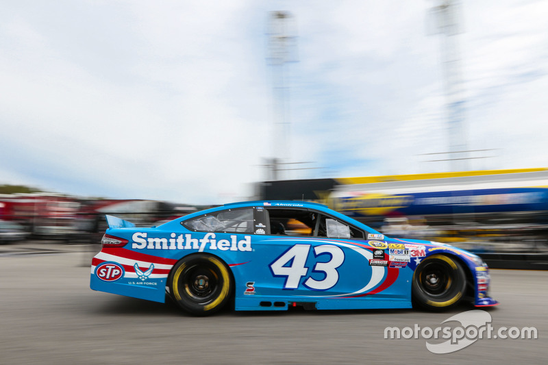 Startnummer 43: Aric Almirola (Petty-Ford)