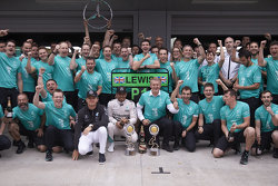1. Lewis Hamilton und Nico Rosberg, Mercedes