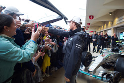 Nico Rosberg, Mercedes AMG F1 con los medios