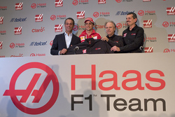 Carlos Slim, Vorsitzender von América Móvil, Esteban Gutiérrez, Haas F1 Team, Gene Haas, Teambesitze