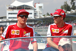 Kimi Raikkonen, Ferrari con Sebastian Vettel, Ferrarinella drivers parade