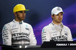 (L to R): Lewis Hamilton, Mercedes AMG F1 with team mate Nico Rosberg, Mercedes AMG F1 in the post q