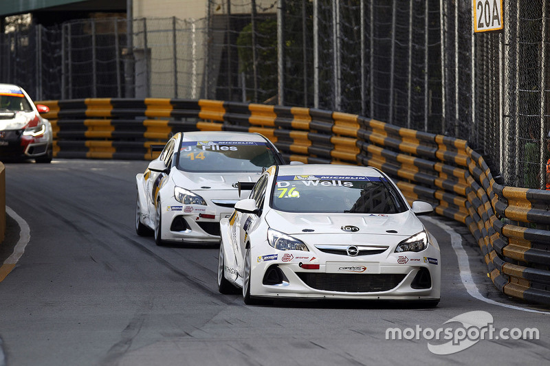 Dan Wells, Opel Astra OPC, Campos Racing