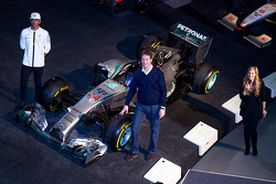 Lewis Hamilton und Ola Kaellenius