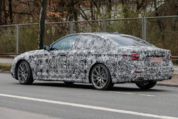 2017 BMW 5 Series spyfoto