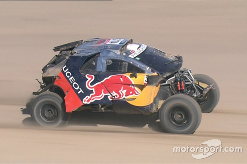 #314 Peugeot: Sèbastien Loeb, Daniel Elena after their crash