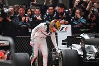 Mesmo dominador, Hamilton antev&ecirc; campeonato disputado