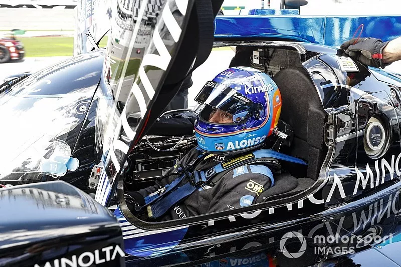 #10 Konica Minolta Cadillac DPi-V.R. Cadillac DPi, DPi:  Fernando Alonso Diaz