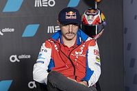 Miller no se cree la teor&iacute;a del dopaje de Iannone por la comida 