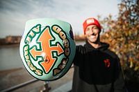 F1: Daniel Ricciardo revela pintura do novo capacete; veja imagens