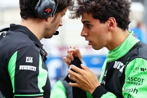 Bortoleto revela 'lado' da F1 que mais o surpreendeu no ano de estreia