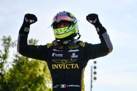 Leonardo Fornaroli é campeão da temporada 2025 da F2