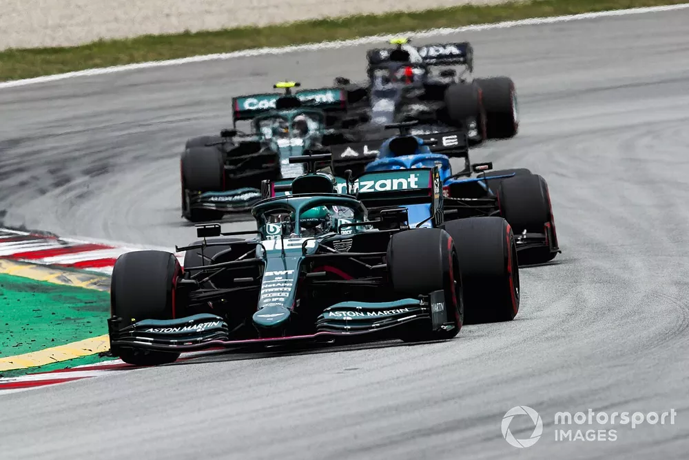 Lance Stroll, Aston Martin AMR21, Fernando Alonso, Alpine A521, Sebastian Vettel, Aston Martin AMR21, and Pierre Gasly, AlphaTauri AT02