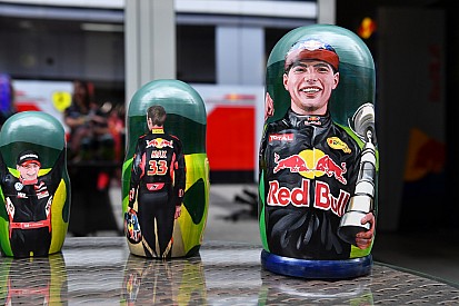 Verstappen elegido "piloto del día" en Sochi