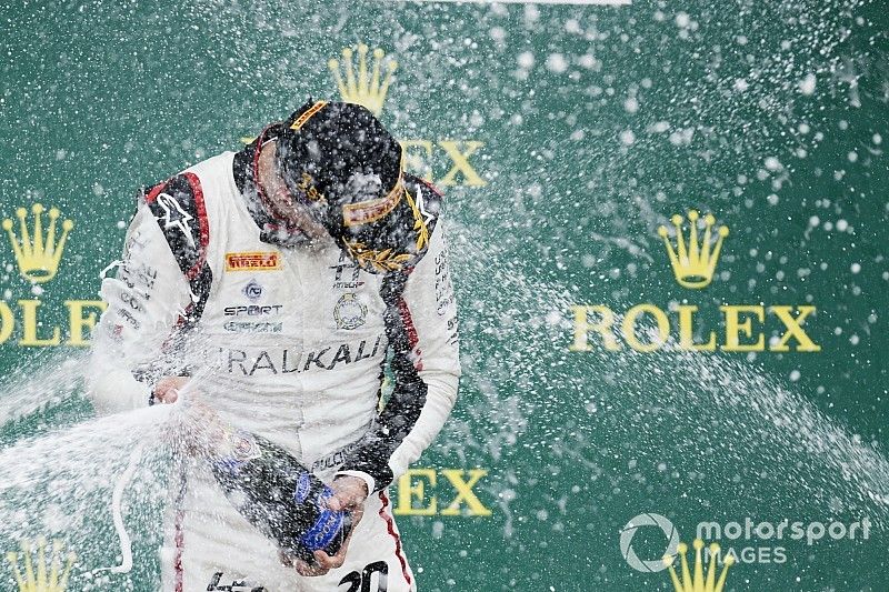 Race winner Leonardo Pulcini, Hitech Grand Prix